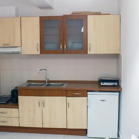 Apartment οικία αποζαρι μικρή περσα